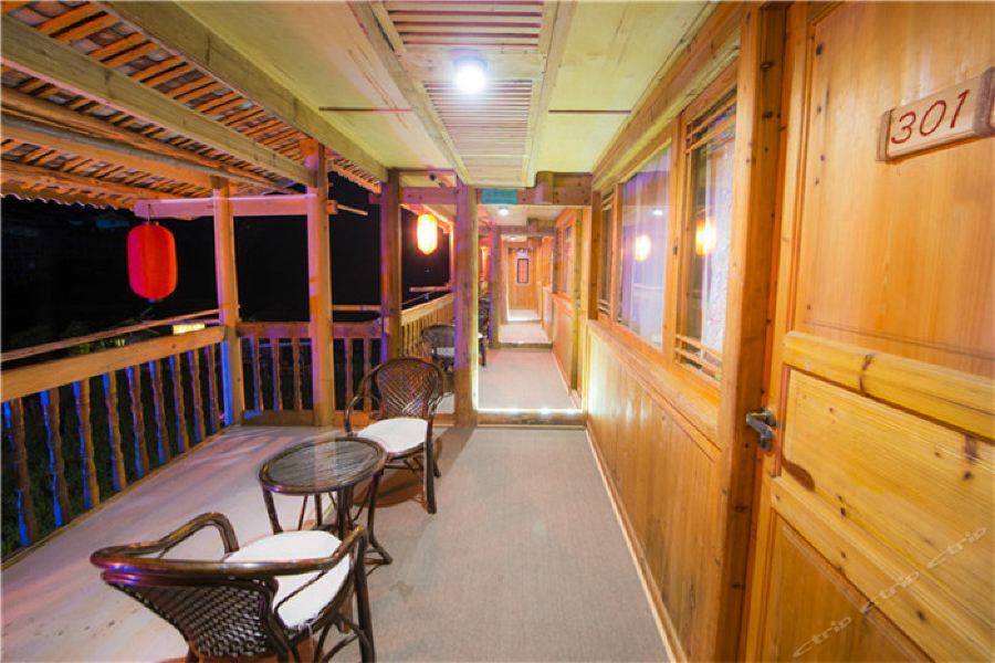 肇兴溪舍山堂 Creekside Inn Liping Extérieur photo